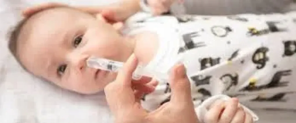 رضيع ينجو من مرض كبد نادر ونزيف في المخ